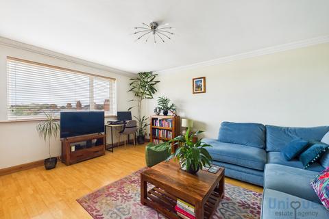 2 bedroom apartment for sale, Rutland Court,  Lytham St. Annes, FY8