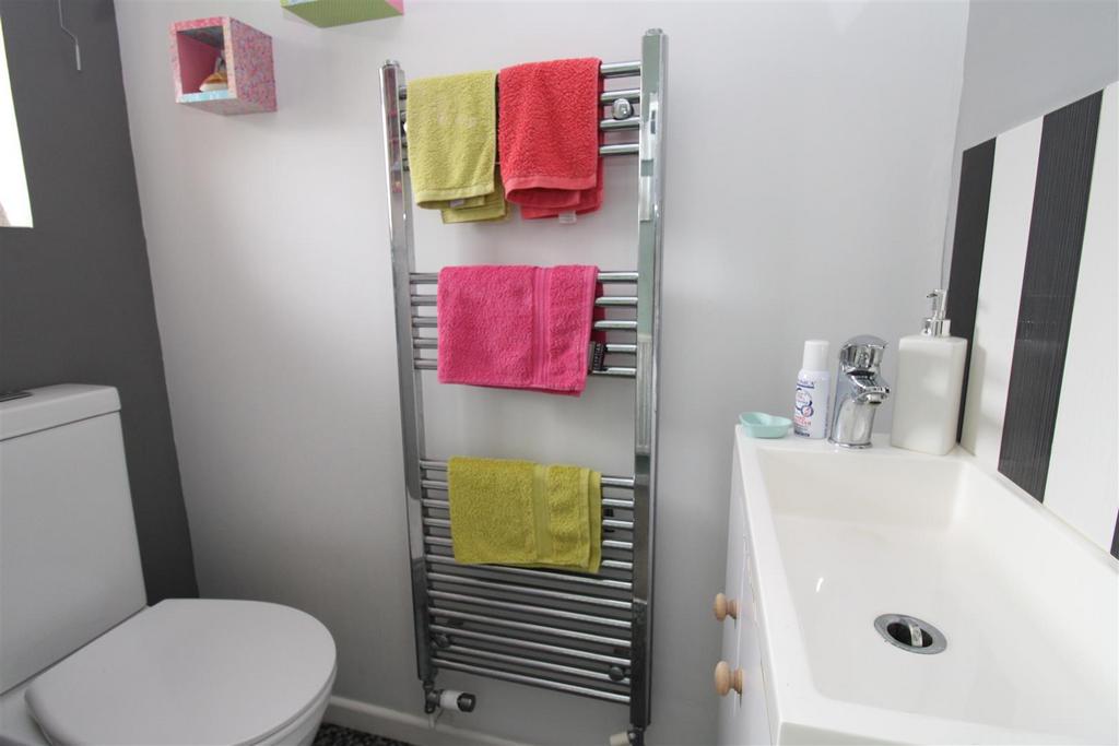 Ground Floor WC.JPG