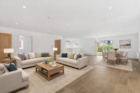 4 bedroom detached bungalow for sale, Regent Way, Essex CM14