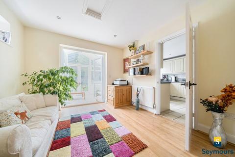 4 bedroom semi-detached house for sale, Bowers Lane, Guildford GU4