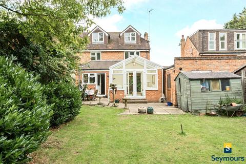 undefined, Bowers Lane, Guildford GU4