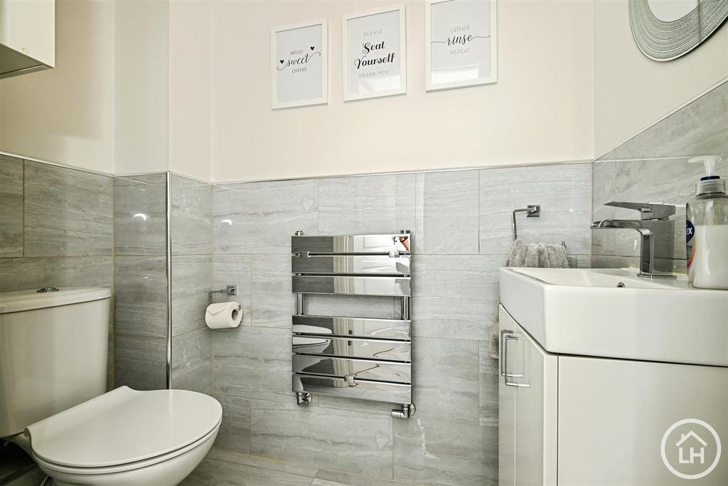 Downstairs wc