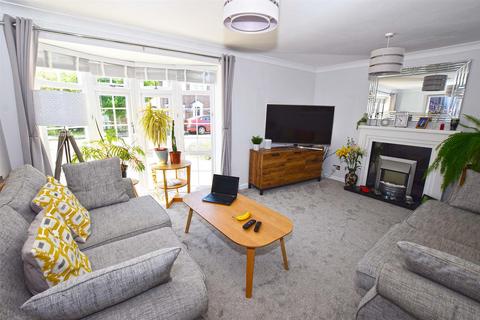 3 bedroom semi-detached house for sale, Tanker Hill, Rainham