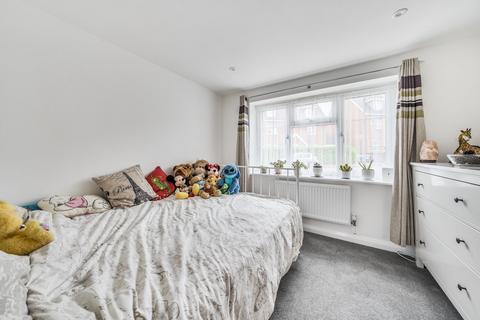 7 Coneygate, Meppershall, Shefford, SG17 5GB