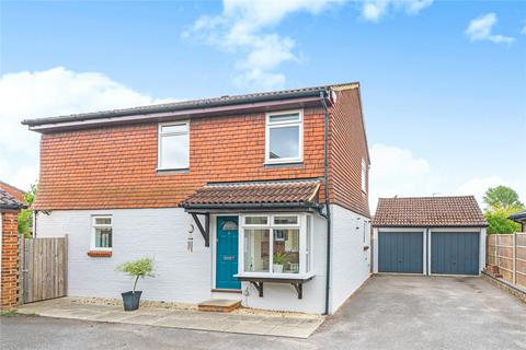 9 Alford Close, Guildford, GU4 7YL