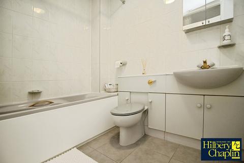 45 Brendans Close, Hornchurch, RM11 3UL