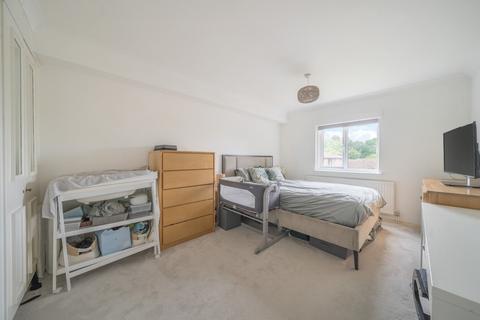 undefined, Forest Close, Chislehurst, BR7