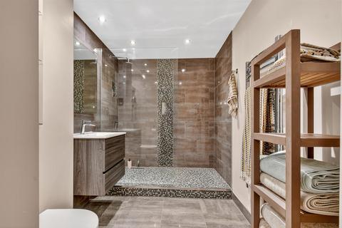2 bedroom apartment for sale, The Avenue, York