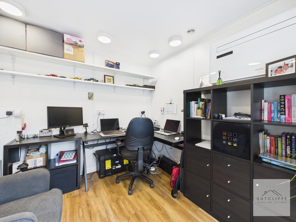 Office/Utility
