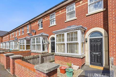 2 bedroom terraced house for sale, West Parade Road, Scarborough