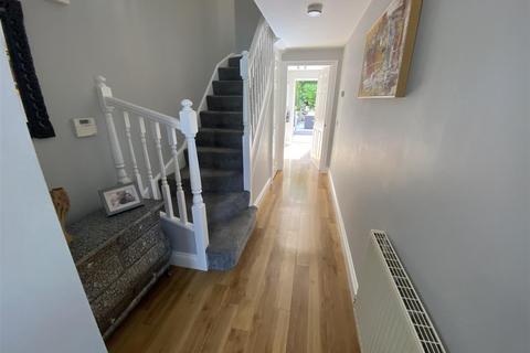 3 bedroom townhouse for sale, Fosse Close, Burbage LE10