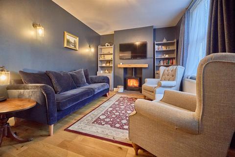3 bedroom terraced house for sale, Church Street, Burbage