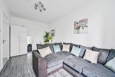 undefined, Spring Walk, E1, Tower Hamlets, London, E1