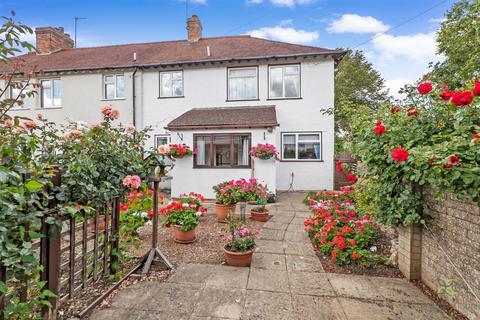 undefined, Lime Tree Avenue, Broadway WR12