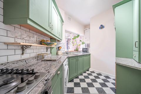 Flat 1, 29 Old Hill, Chislehurst, BR7 5LZ