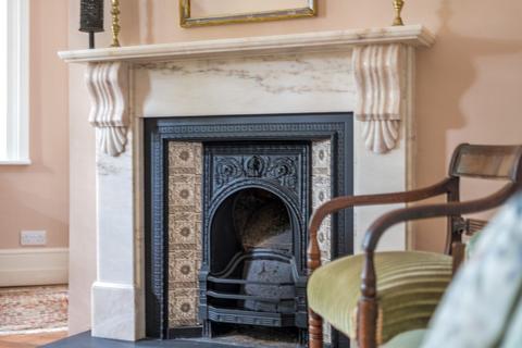 2 bedroom flat for sale, Old Hill, Chislehurst, BR7