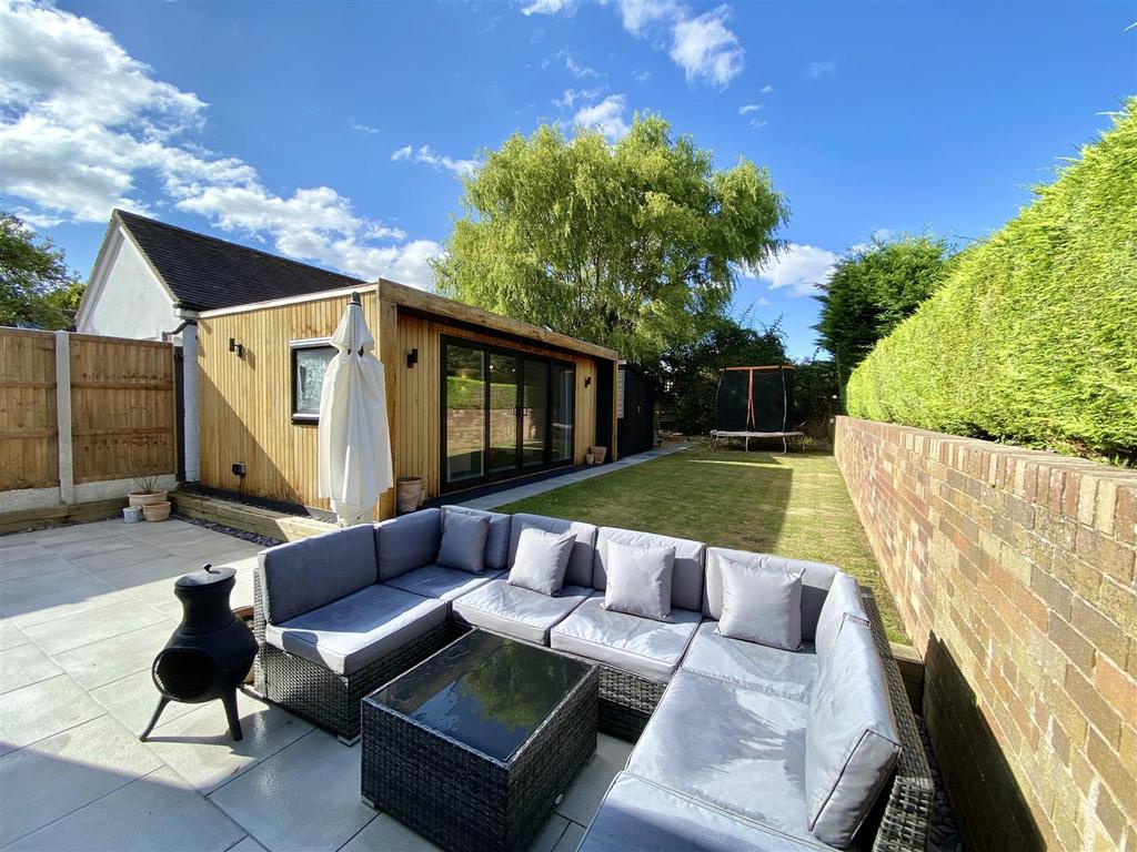 54 Mytton Oak Rd-28.jpg