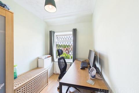 26 Elm Park Gardens, South Croydon, CR2 8RU