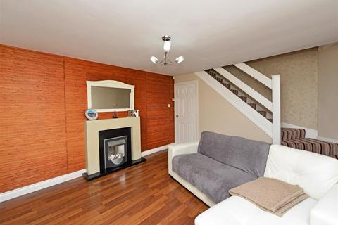 2 bedroom terraced house for sale, Cliffe Park Drive, Leeds