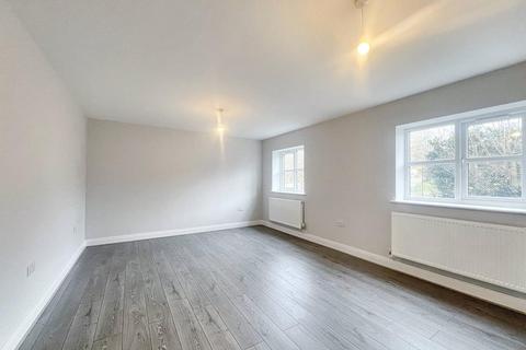 undefined, Crescent Drive, Aldershot GU12