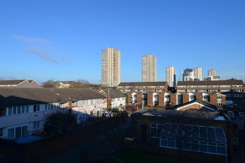 undefined, Trimmer Walk, Brentford