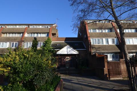 undefined, Trimmer Walk, Brentford