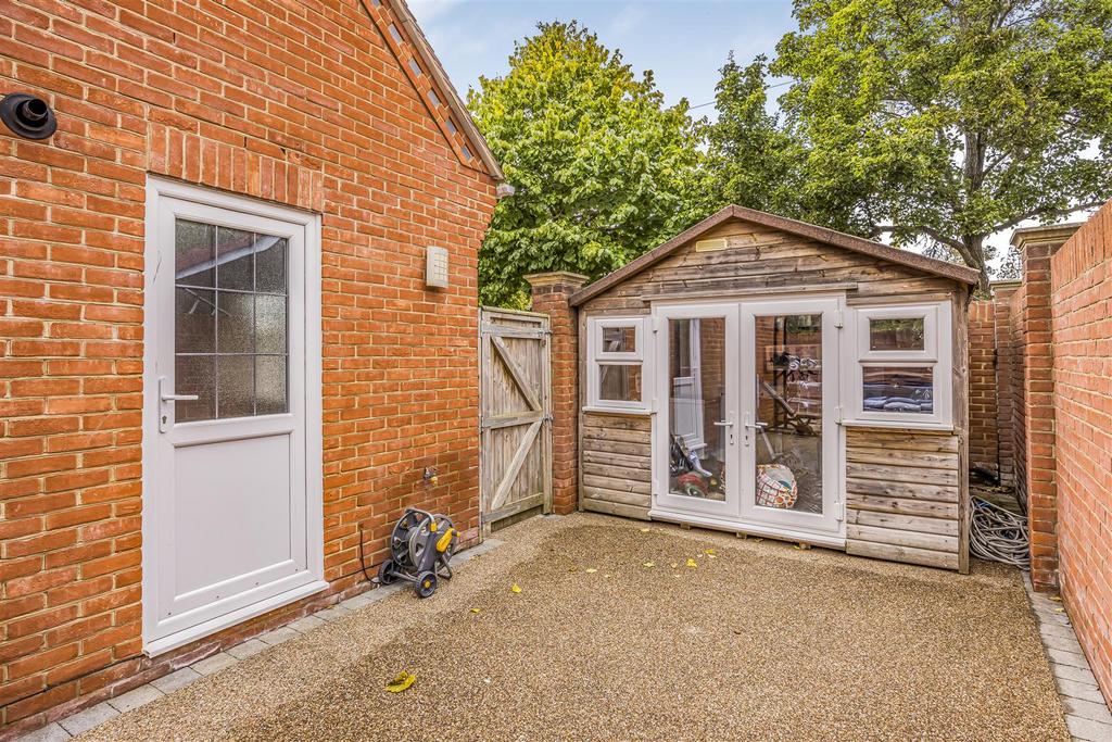 1 B South Road, Drayton-Portico Marketing-Sold By-29.