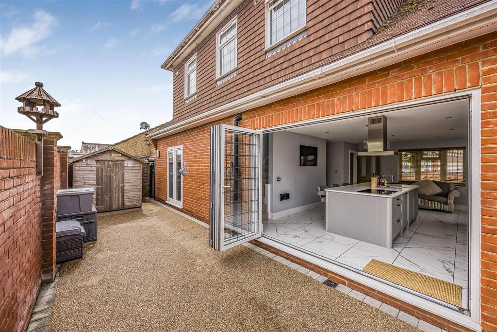 1 B South Road, Drayton-Portico Marketing-Sold By-35.