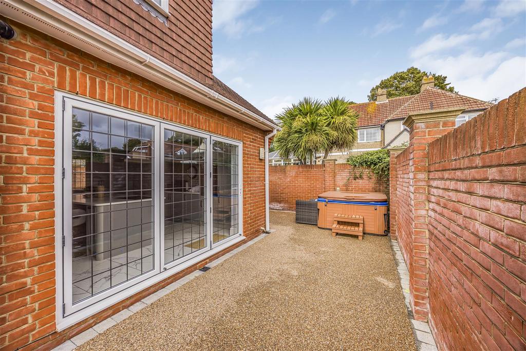 1 B South Road, Drayton-Portico Marketing-Sold By-36.