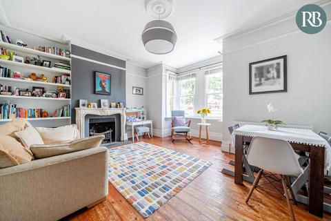2 bedroom ground floor flat for sale, The Green, Brighton BN42