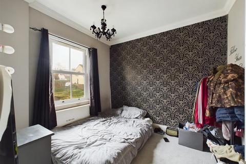 346 Chipstead Valley Road, Coulsdon, CR5 3BF