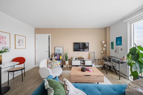 1 bedroom flat for sale, Station Road, London, N11