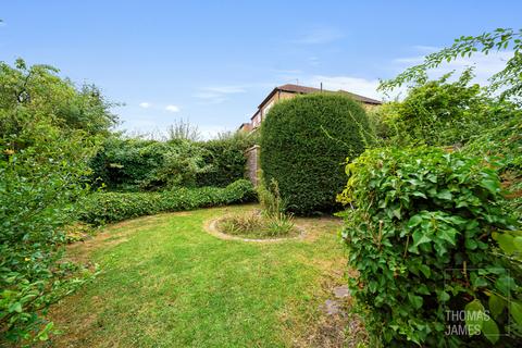 22 Church Hill, London, N21 1JA