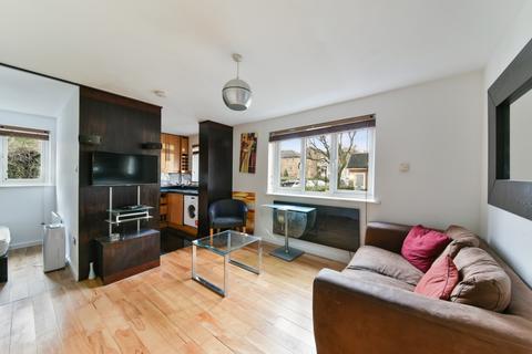 1 bedroom flat to rent, Ringwood Gardens, Canary Wharf, London, E14