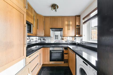 1 bedroom flat to rent, Ringwood Gardens, Canary Wharf, London, E14