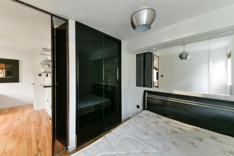 1 bedroom flat to rent, Ringwood Gardens, Canary Wharf, London, E14