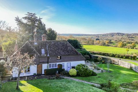 undefined, Set Within 1.6 Acres In Goudhurst