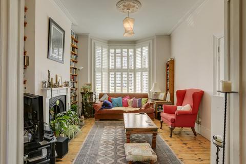 50 Glenwood Road, London, SE6 4NF