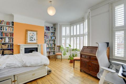50 Glenwood Road, London, SE6 4NF