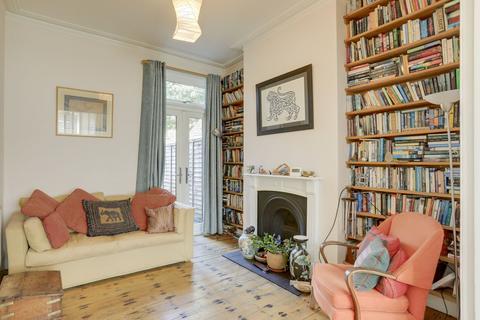 50 Glenwood Road, London, SE6 4NF