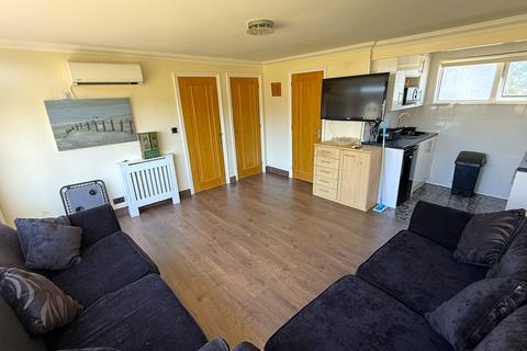 2 bedroom chalet for sale, New Lydd Road, Camber TN31