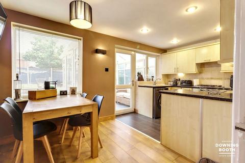 5 Francis Road, Lichfield, WS13 7JX