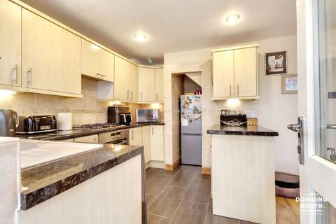 5 Francis Road, Lichfield, WS13 7JX