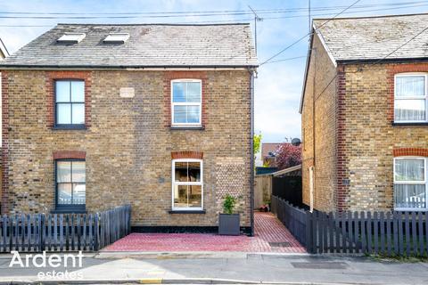 3 bedroom semi-detached house for sale, Crescent Road, Heybridge