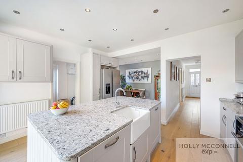 21 Lytchet Road, Bromley, BR1 4DU