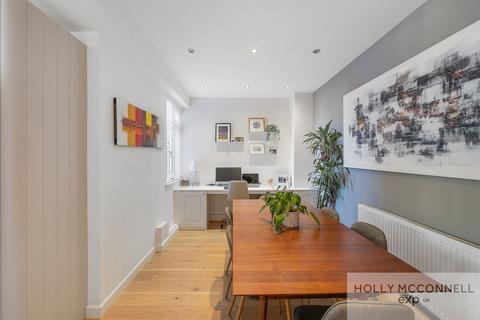 21 Lytchet Road, Bromley, BR1 4DU