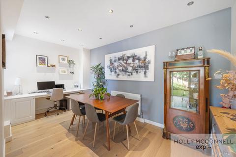 21 Lytchet Road, Bromley, BR1 4DU
