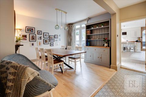 4 bedroom detached house for sale, Bergholt Road, Colchester, CO4