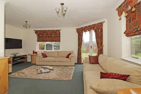 21 Randolph Road, Bromley, BR2 8PU