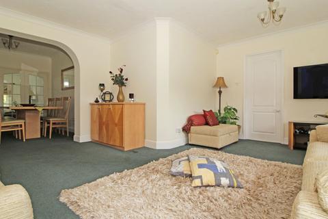 21 Randolph Road, Bromley, BR2 8PU
